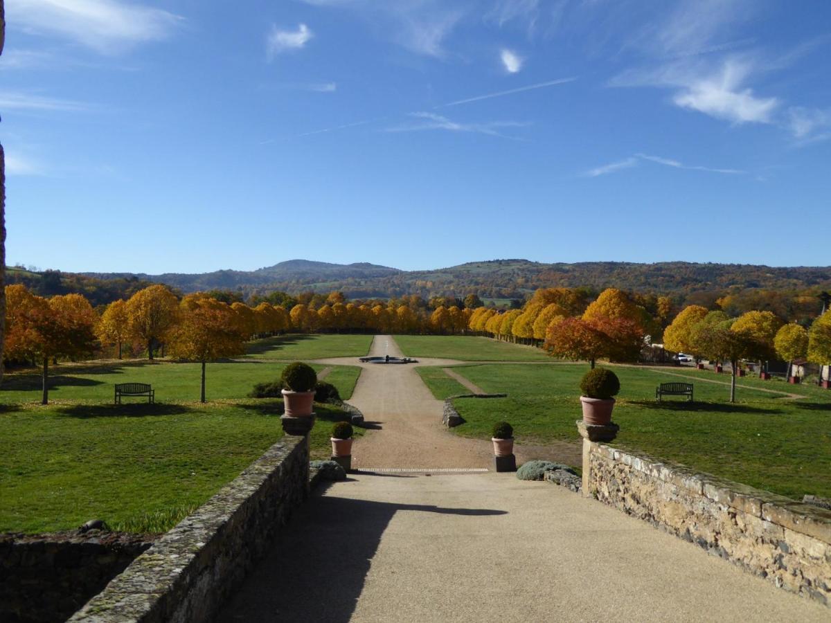 Chateau Royal De Saint-Saturnin エクステリア 写真