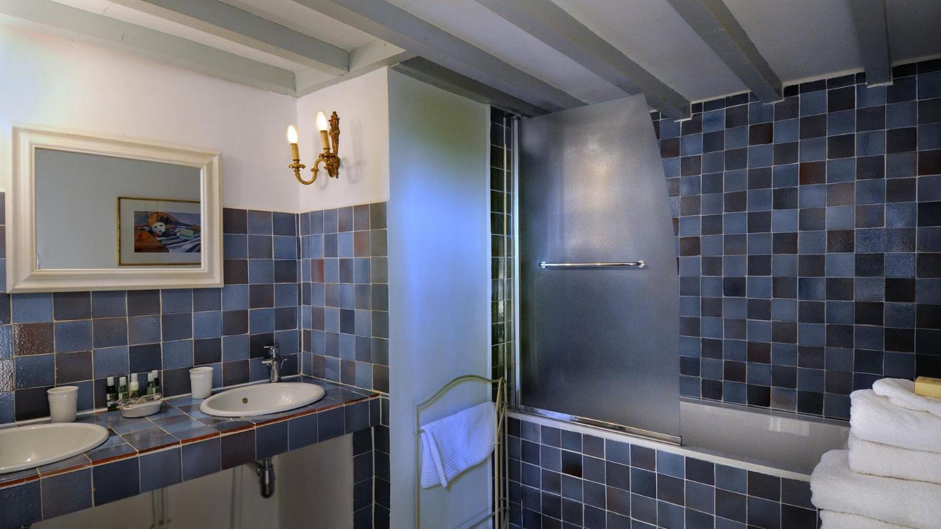 Chateau Royal De Saint-Saturnin 部屋 写真