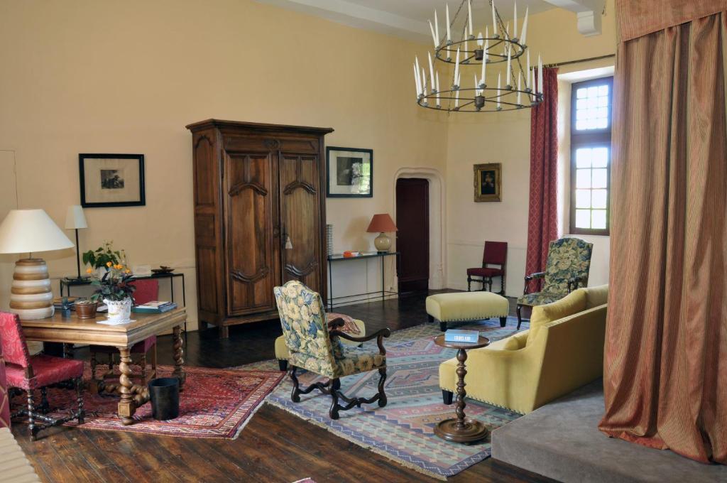 Chateau Royal De Saint-Saturnin 部屋 写真